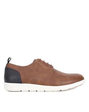 round-toe lace-up casual shoes