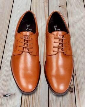 round-toe lace-up derbys