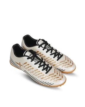 round-toe lace-up football shoes