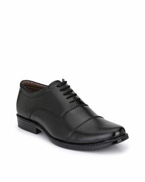 round-toe lace-up formal shoes