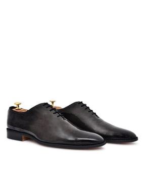 round-toe lace-up formal shoes