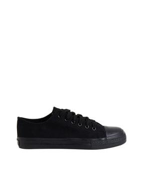 round-toe lace-up sneakers