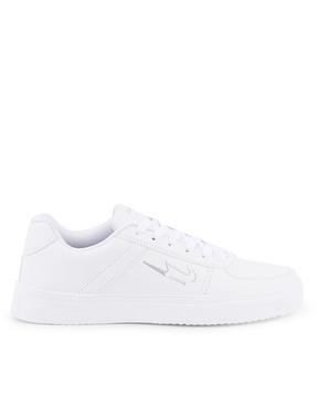 round-toe lace-up sneakers