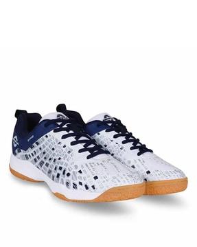 round-toe lace-up sports shoes