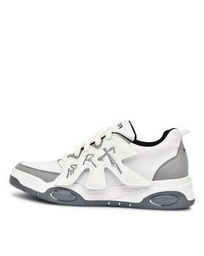 round-toe lace-up training shoes