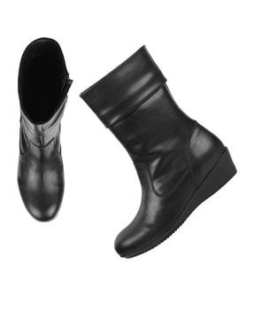 round-toe mid-calf length boots