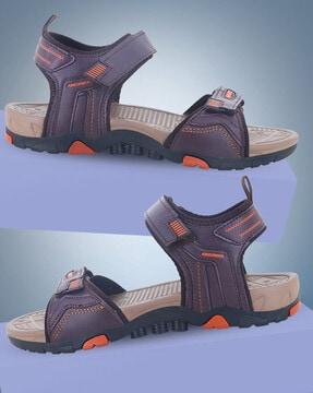 round-toe sandals with velcro fastenting