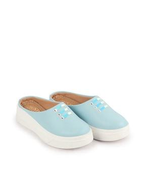 round-toe slip-on casual shoes