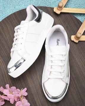 round-toe slip-on lace-up shoes