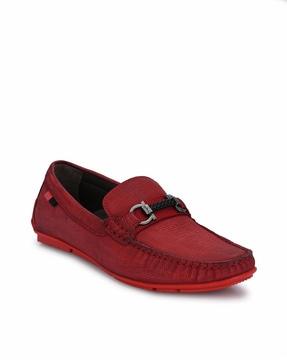 round-toe slip-on loafers with metal accent