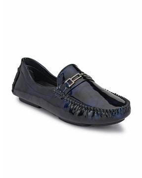 round-toe slip-on loafers