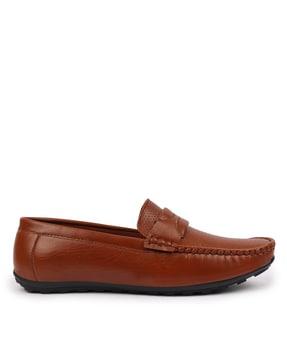 round toe slip-on loafers