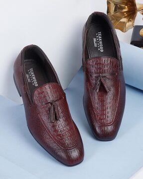 round-toe slip-on loafers