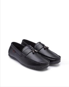 round-toe slip-on loafers