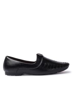 round-toe slip-on loafers