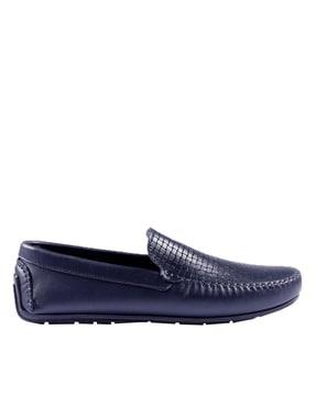 round-toe slip-on loafers