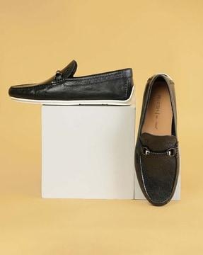 round-toe slip-on loafers