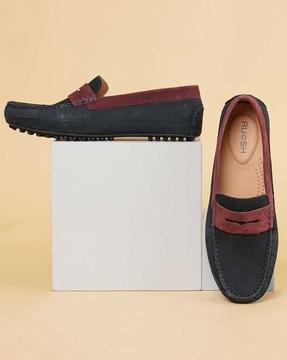 round-toe slip-on loafers