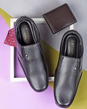 round-toe slip-on loafers