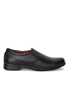 round-toe slip-on mocassins