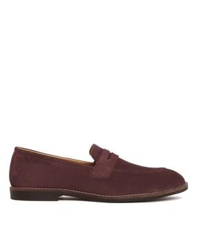 round-toe slip-on mocassins