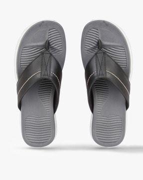 round-toe slip-on sandals