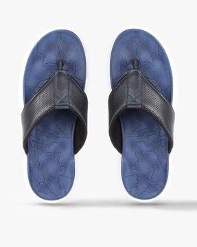 round-toe slip-on sandals