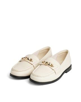 round-toe slip-on sandals