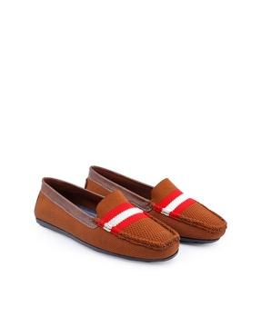 round-toe slip-on shoes