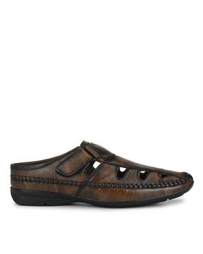 round-toe slip-on shoes