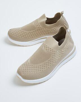 round-toe slip-on sports shoes