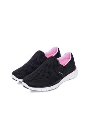 round-toe slip-on walking shoes