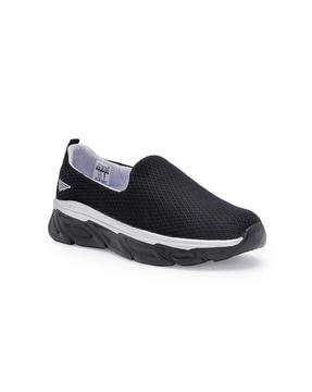 round-toe slip-on walking shoes