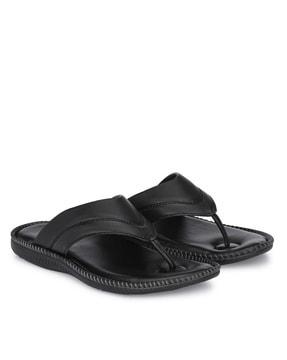 round-toe thong-strap flip-flops