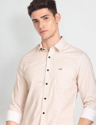 rounded cuff printed casual shirt