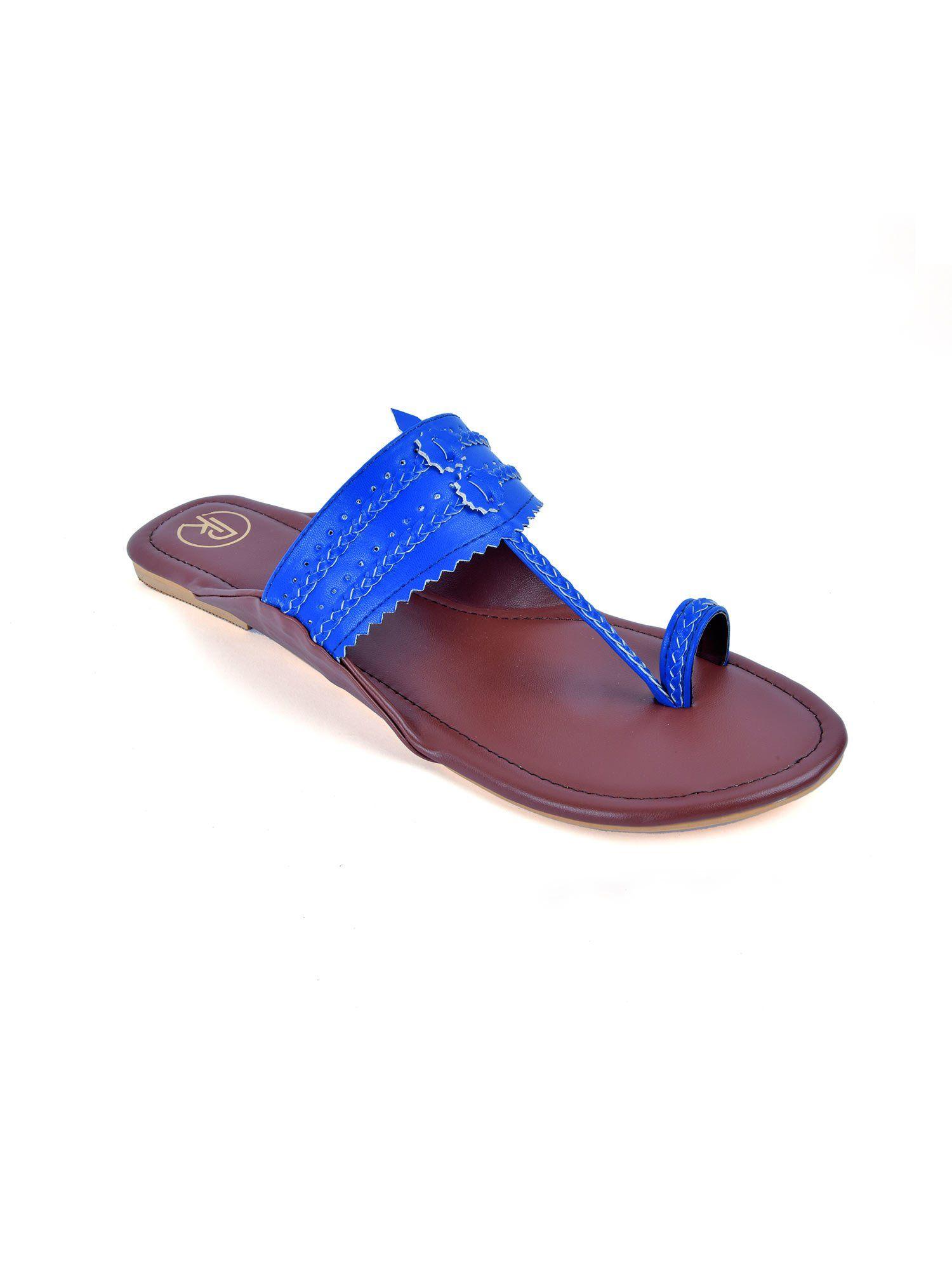 royal blue patterned kolhapuri flats