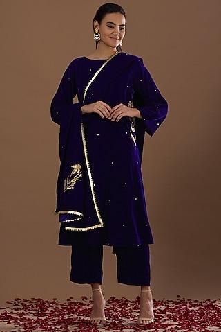royal blue velvet embroidered kurta set