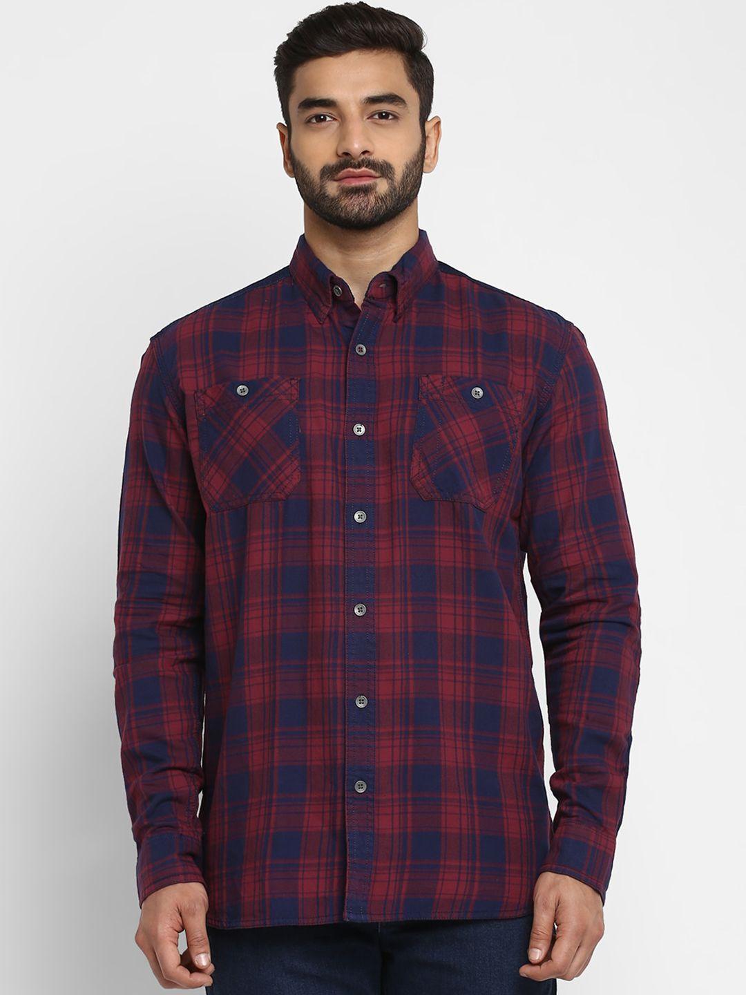 royal enfield men navy blue & red regular fit checked casual shirt