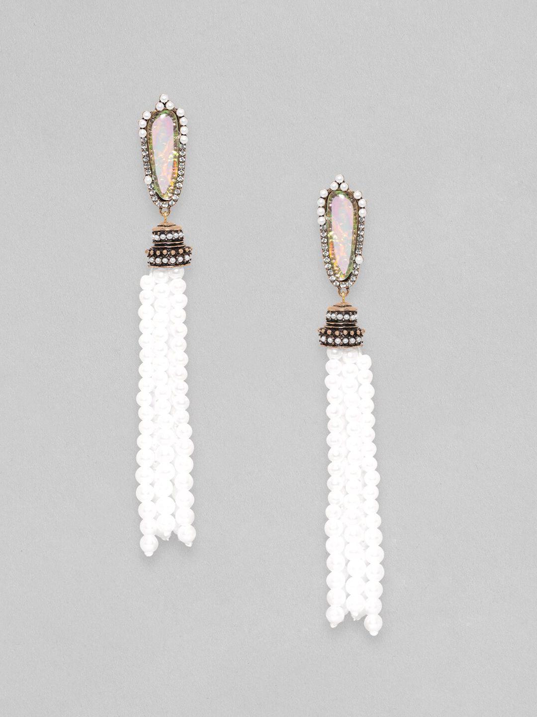 rubans voguish white teardrop shaped drop earrings