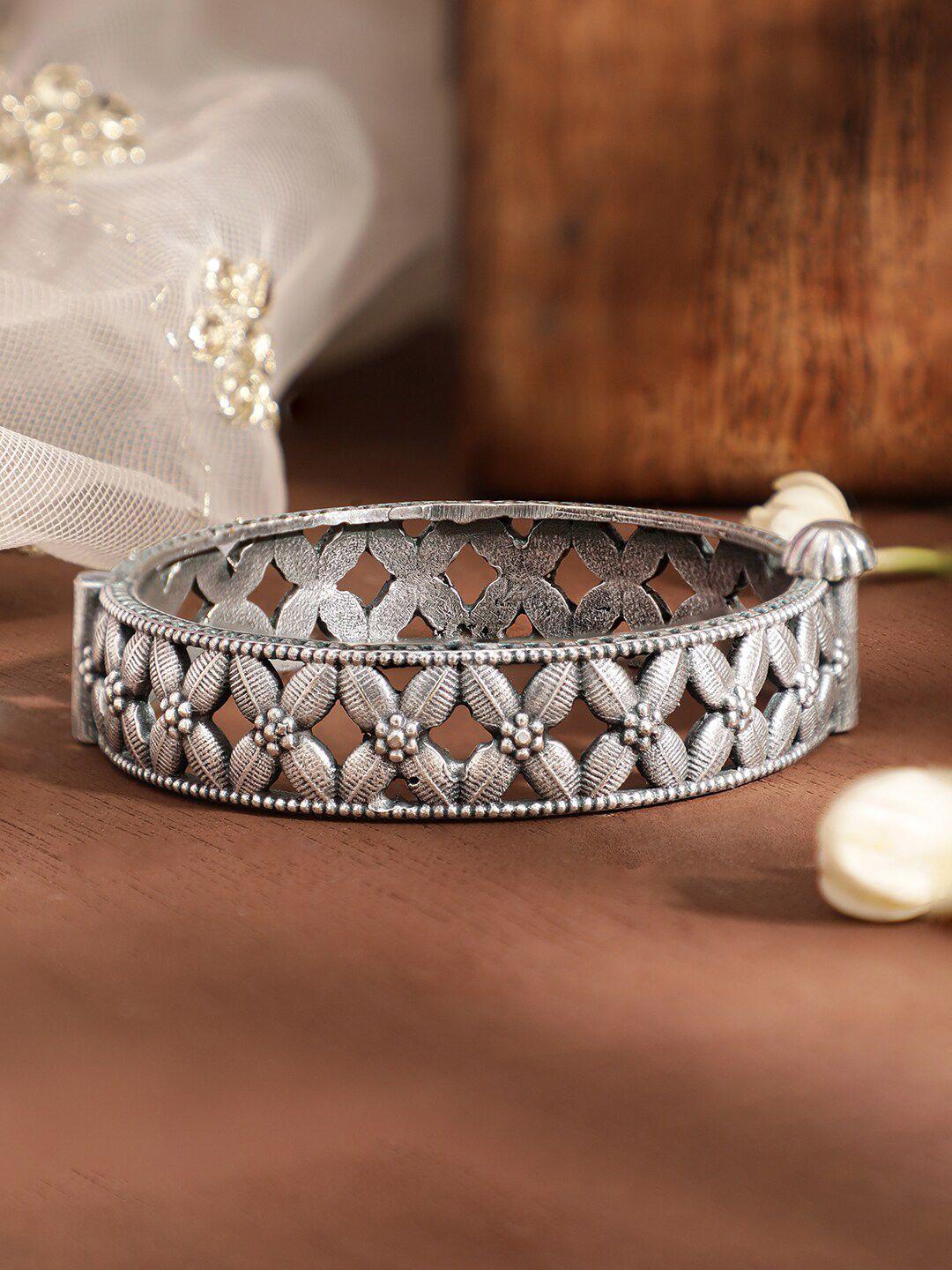 rubans voguish women bangle-style bracelet