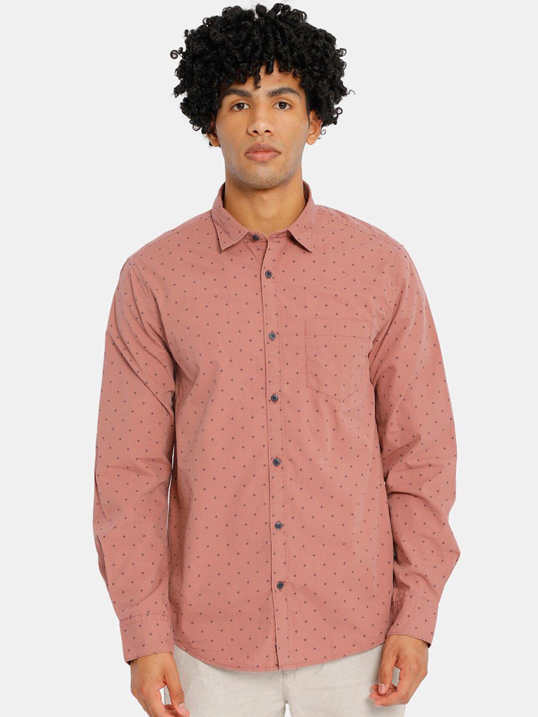 ruggers men dusty pink & navy blue regular fit printed casual shirt