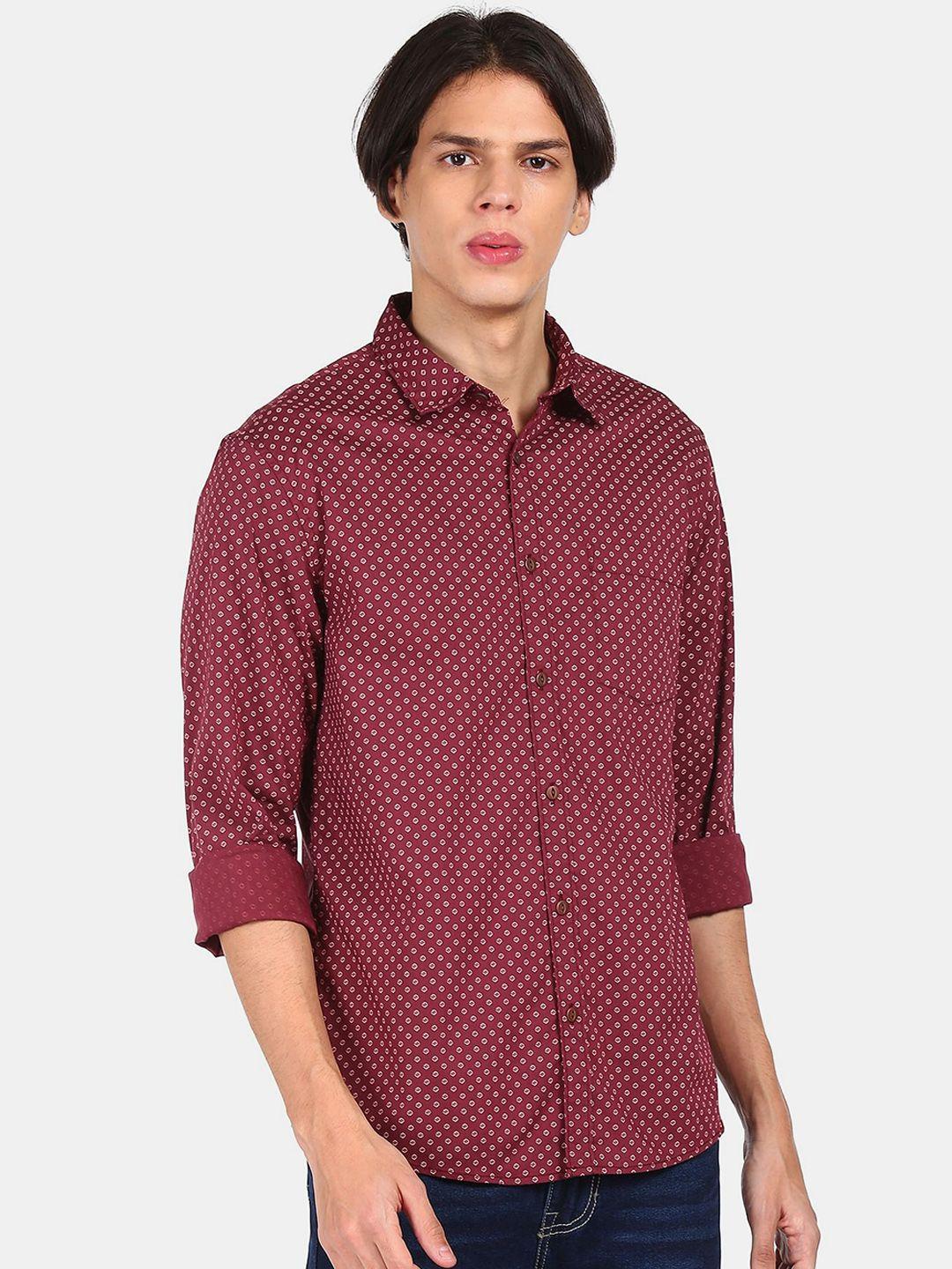 ruggers men maroon & white printed casual shirt