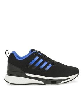 running lace-up sports shoes