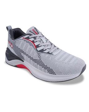 running shoes with lace fastening