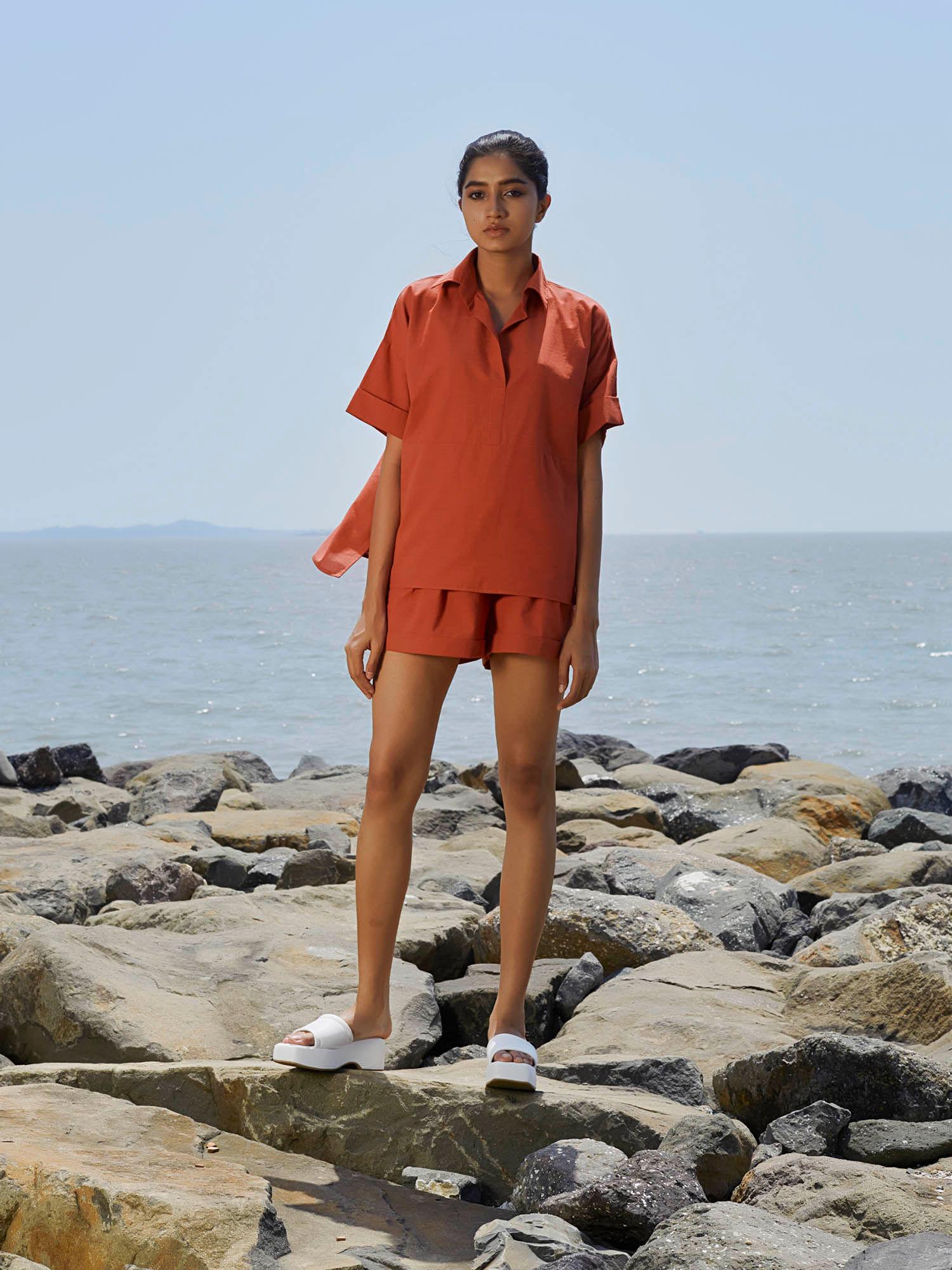 rust ekin shirt and shorts (set of 2)