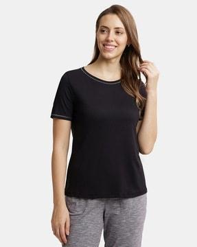 rx71 micro modal cotton relaxed fit round-neck t-shirt with metallic threaded neck and sleeve