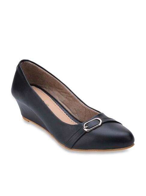 salario women's black wedge pumps