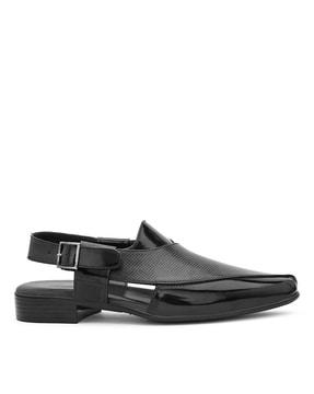 sandals with genuine leather upper