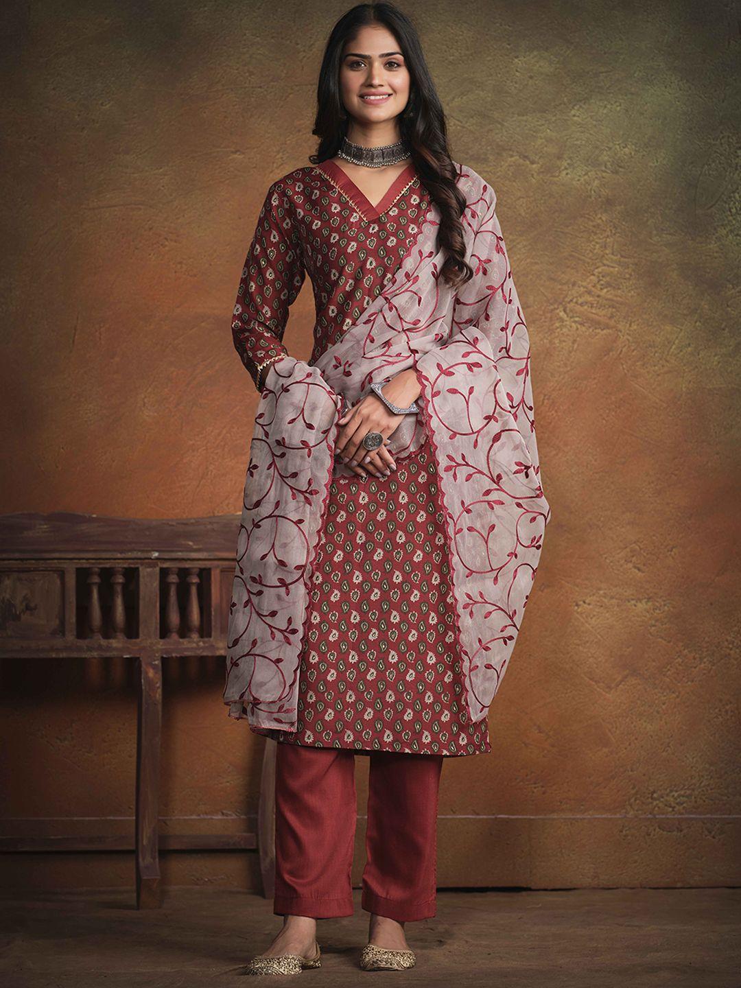 sangria printed straight kurta with trouser & dupatta set