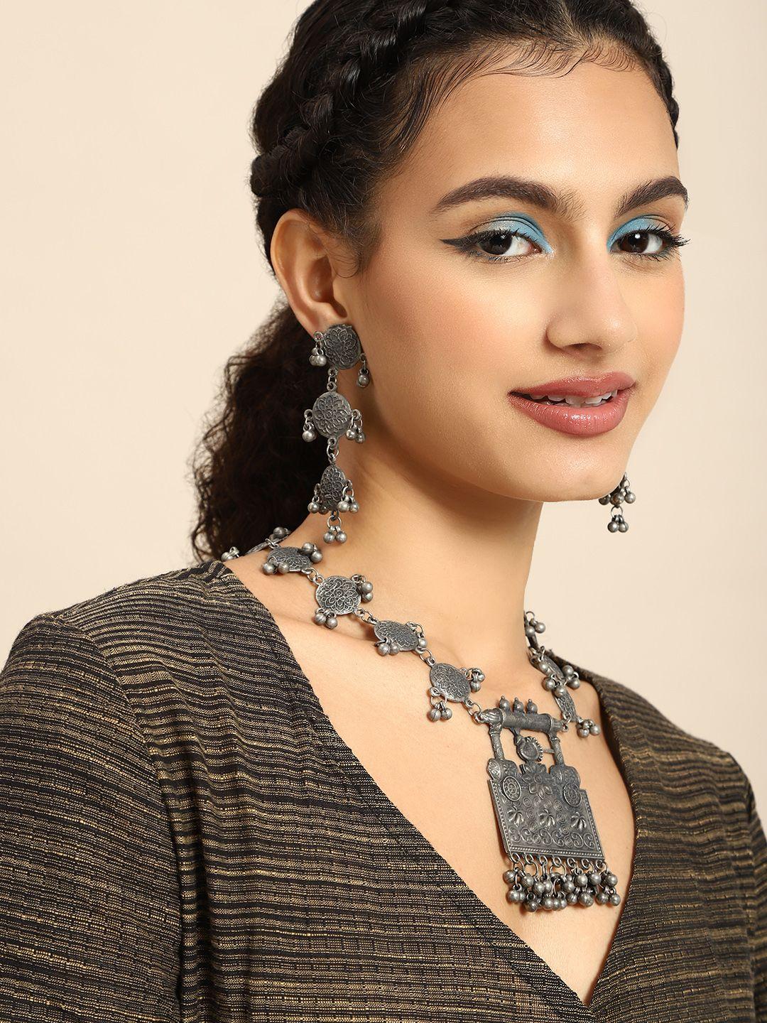 sangria women silver-toned oxidised jewellery set